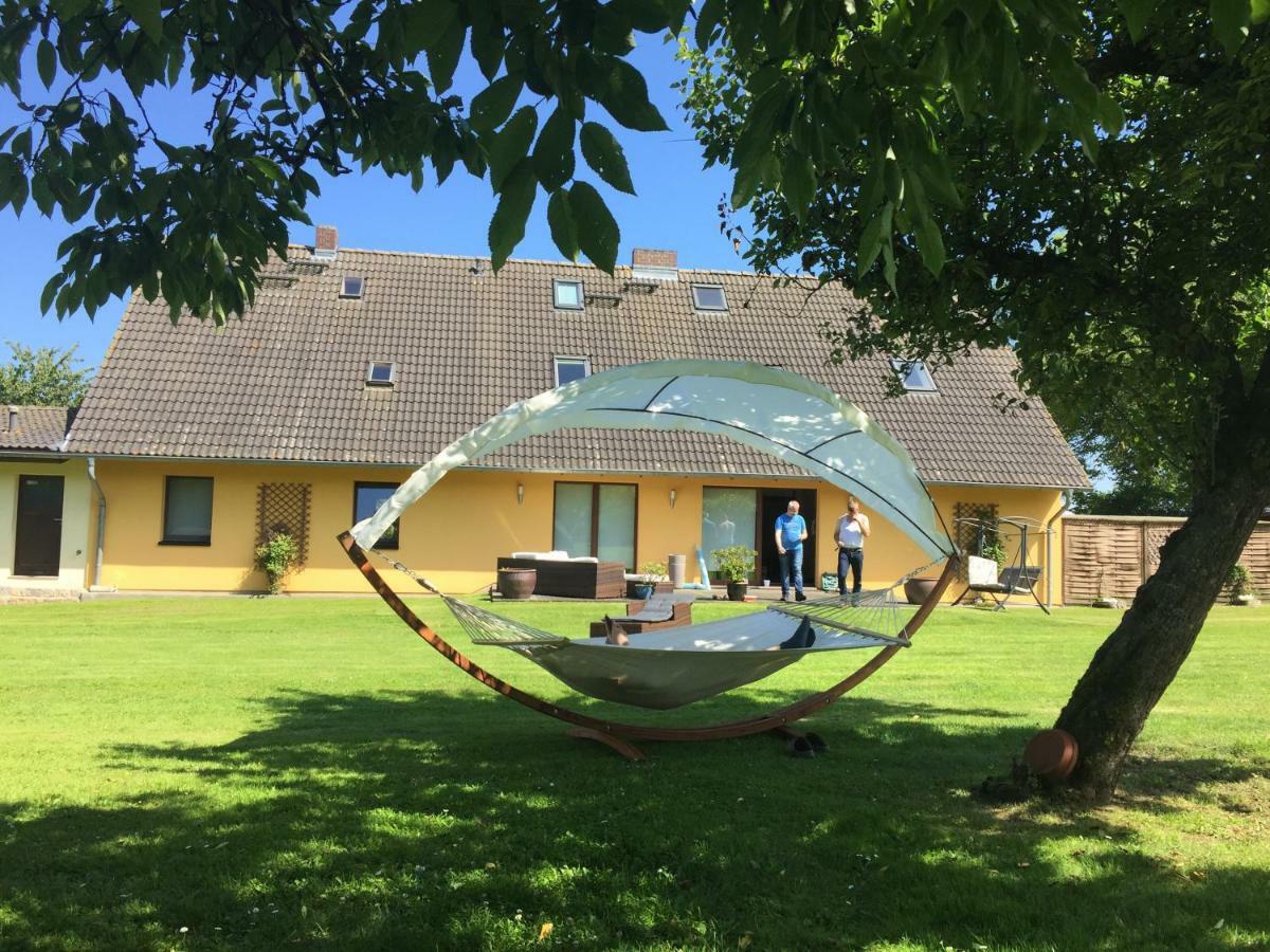 Ferienwohnungen "Weitblick" Und "Schwalbennest" Lodmannshagen Екстериор снимка